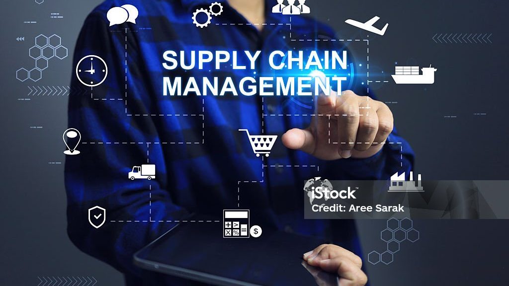 supply chain management concept with Entrepreneurs is using tablet to manage the supply chain from purchasing, online marketing, accounting, manufacturing, shipping and customer service.